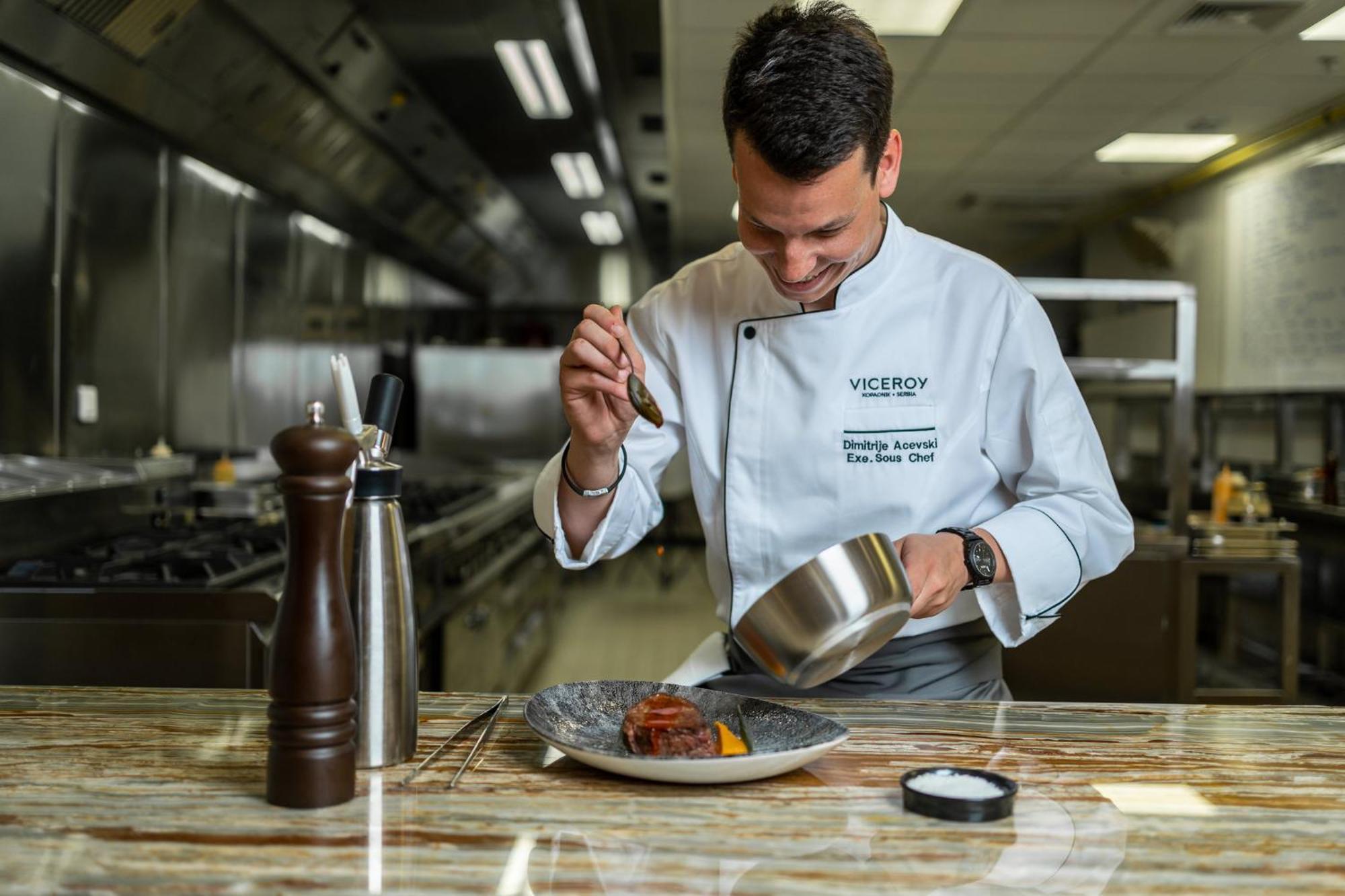 Viceroy Kopaonik Serbia Екстер'єр фото Executive Chef at work