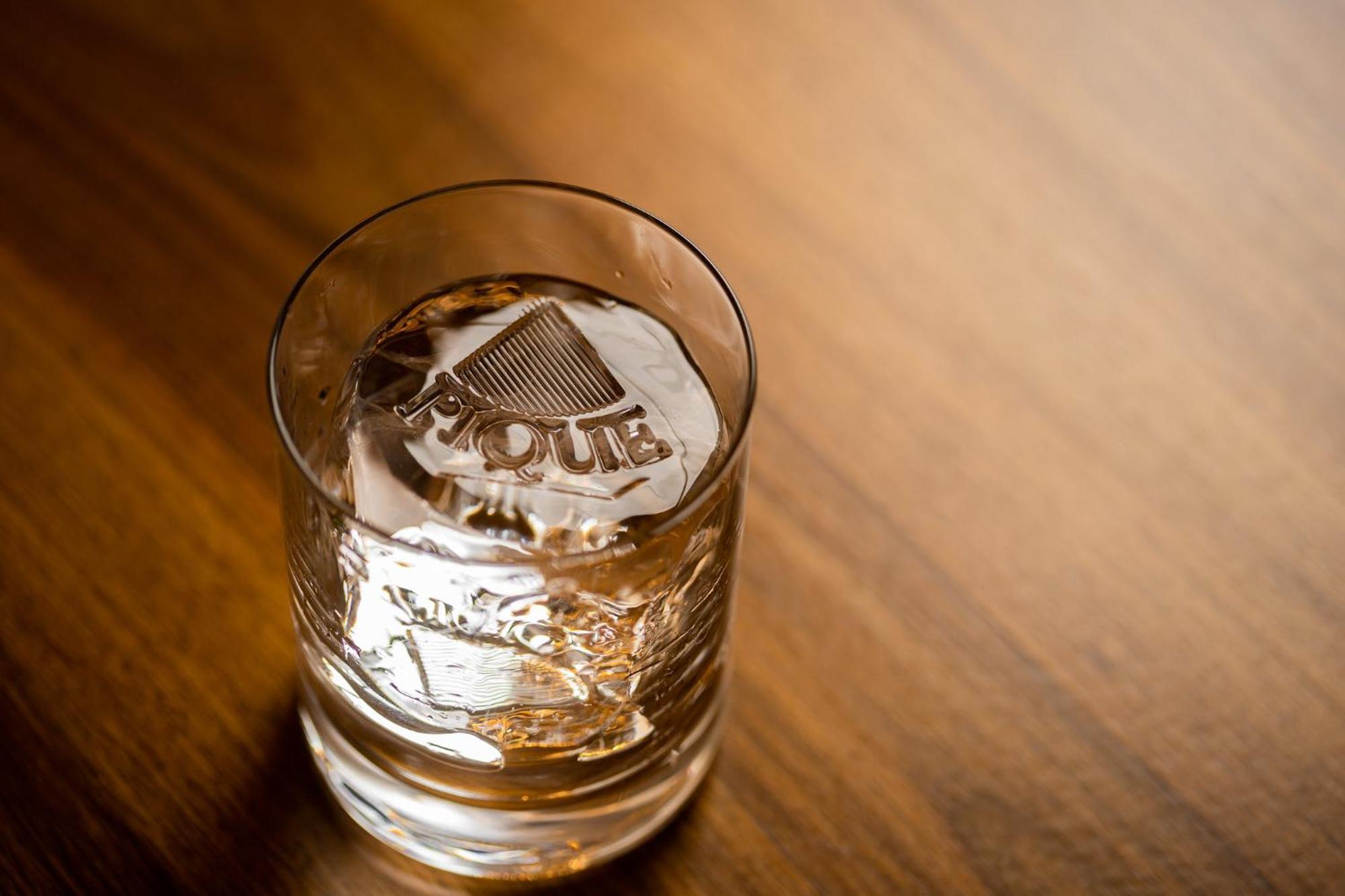 Viceroy Kopaonik Serbia Екстер'єр фото A glass of Old Fashioned with a large ice cube